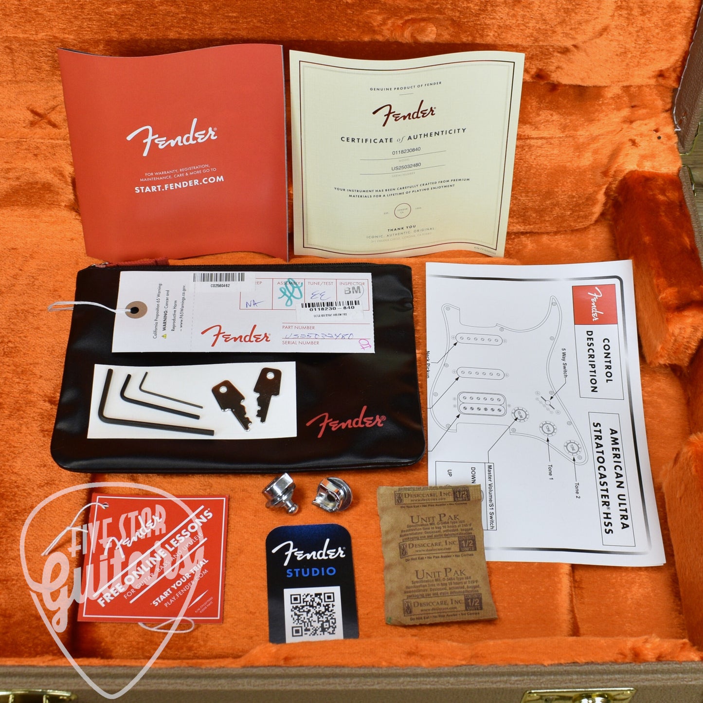 Fender American Ultra Luxe Vintage '60s Stratocaster HSS - Fiesta Red with Fender Deluxe Hardshell Case