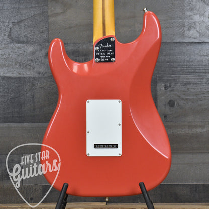 Fender American Ultra Luxe Vintage '60s Stratocaster HSS - Fiesta Red with Fender Deluxe Hardshell Case