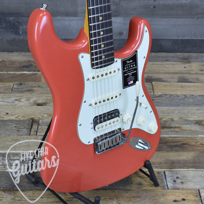 Fender American Ultra Luxe Vintage '60s Stratocaster HSS - Fiesta Red with Fender Deluxe Hardshell Case