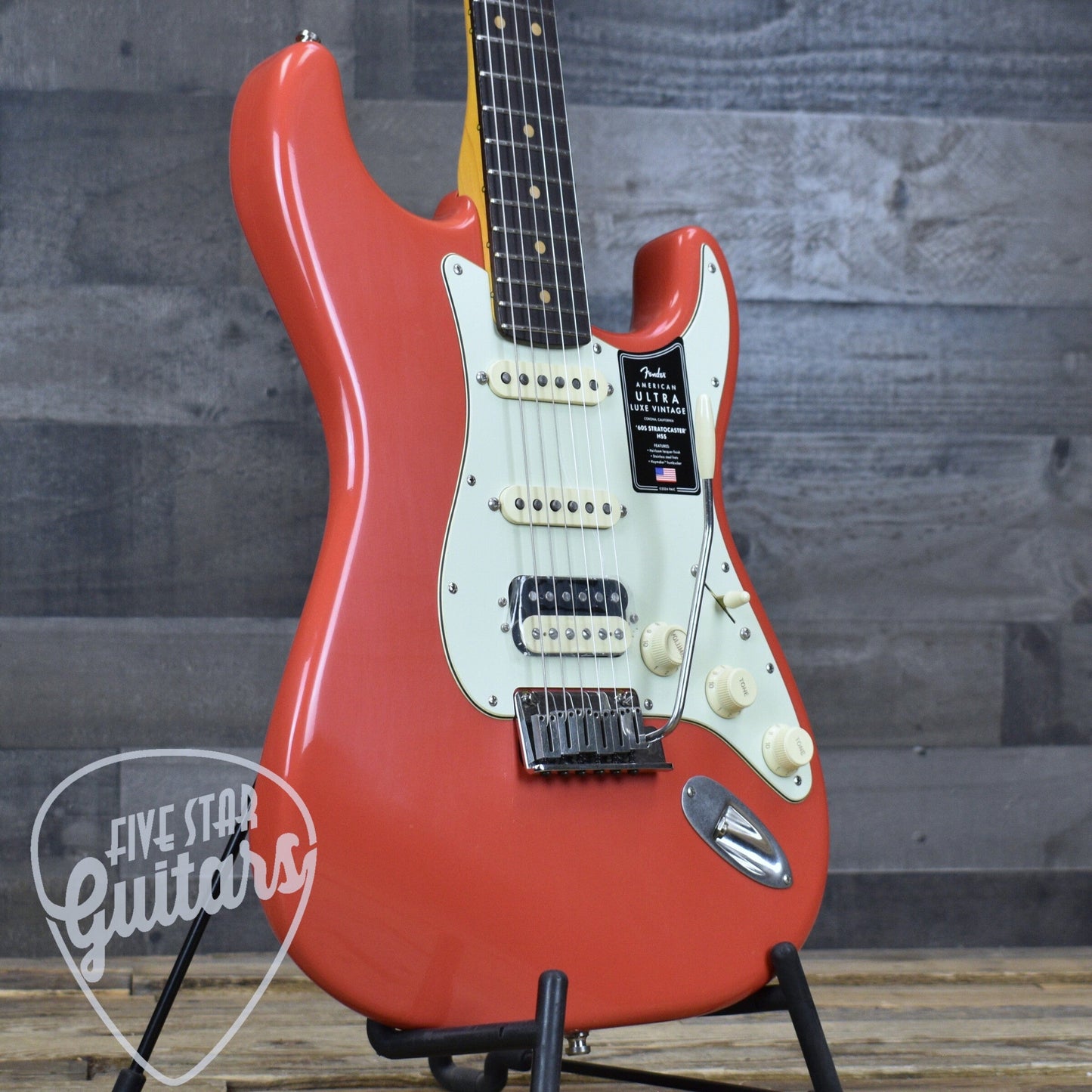 Fender American Ultra Luxe Vintage '60s Stratocaster HSS - Fiesta Red with Fender Deluxe Hardshell Case