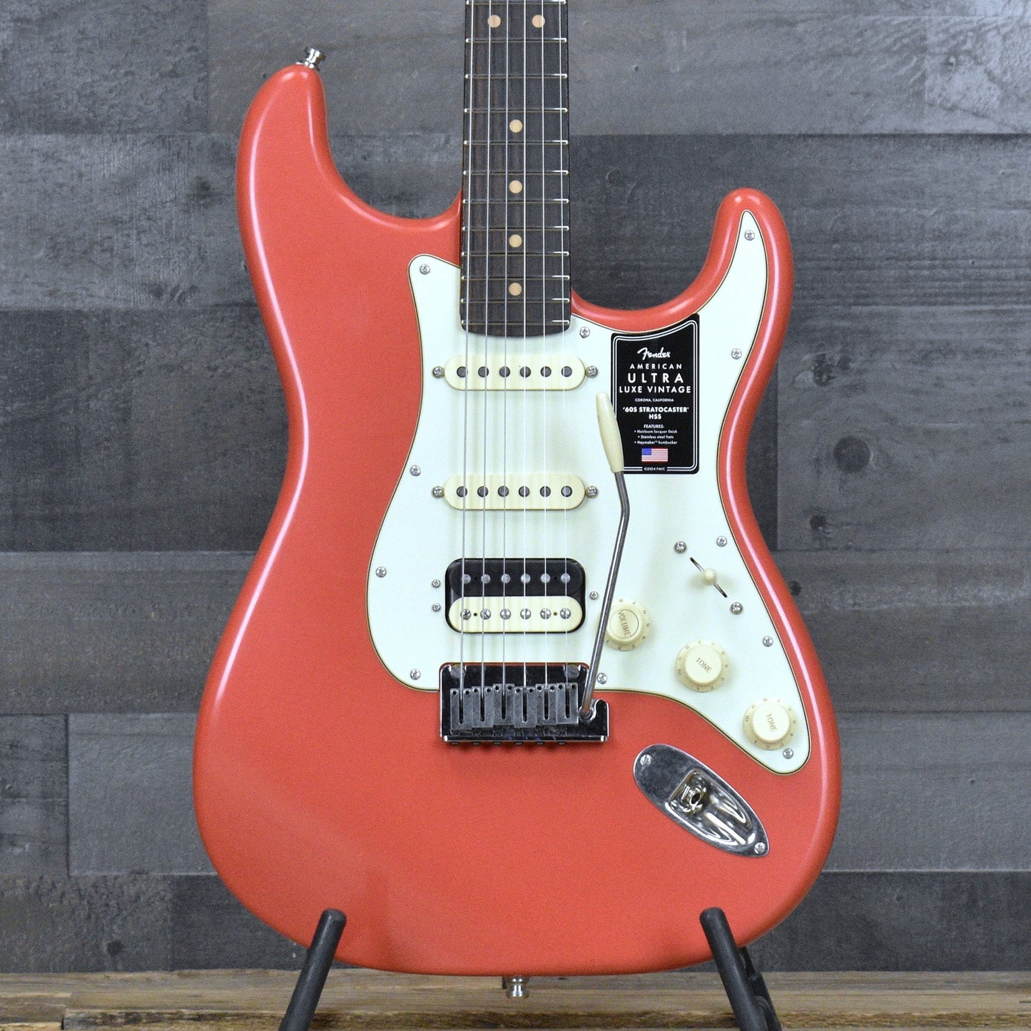 Fender American Ultra Luxe Vintage '60s Stratocaster HSS - Fiesta Red with Fender Deluxe Hardshell Case