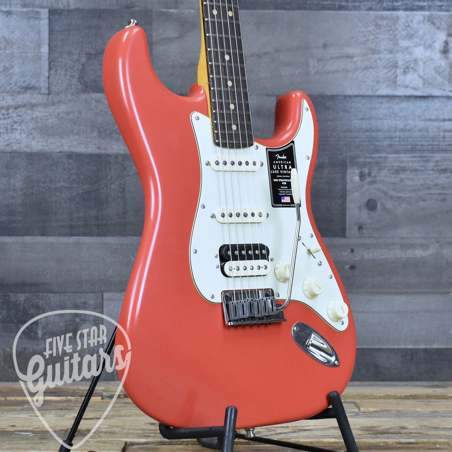 Fender American Ultra Luxe Vintage '60s Stratocaster HSS - Fiesta Red with Fender Deluxe Hardshell Case