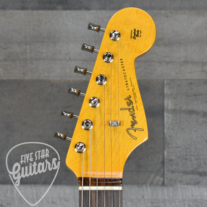 Fender American Vintage II 1961 Stratocaster Rosewood Fingerboard - Olympic White with Hard Shell Case