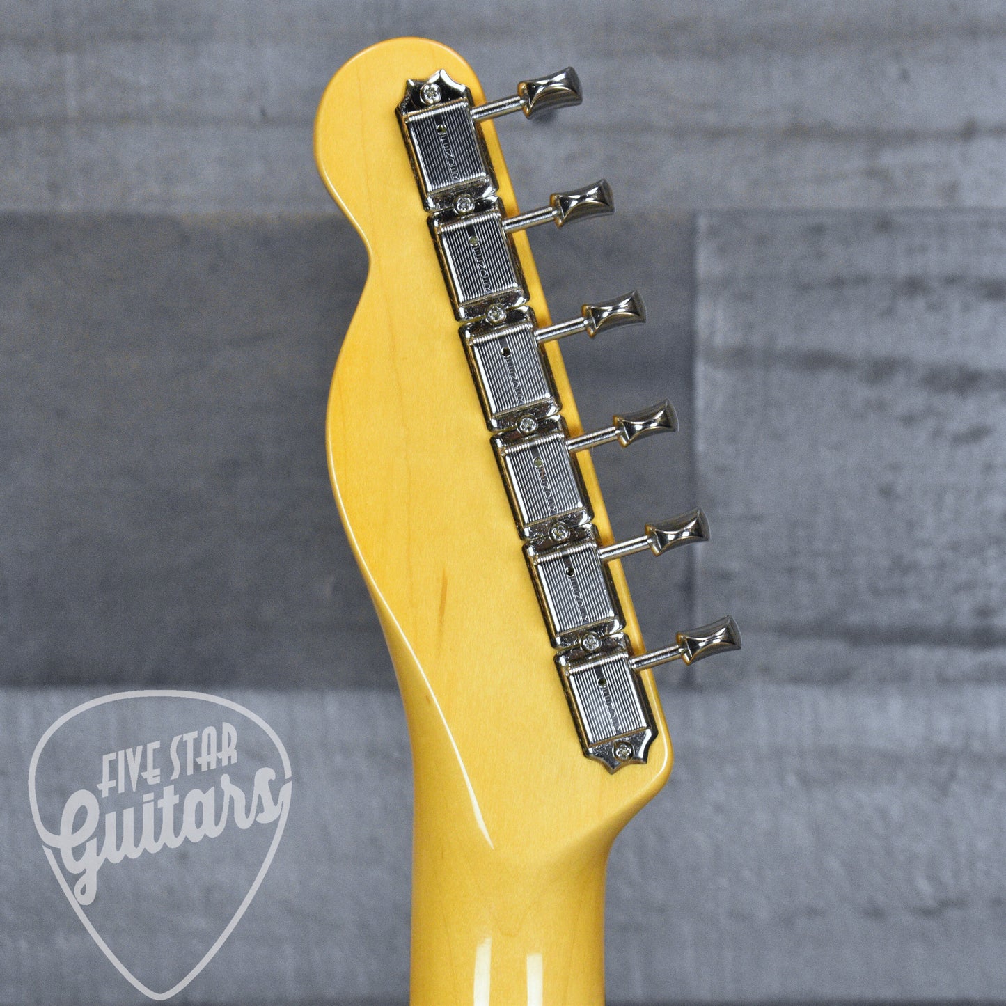 Fender American Vintage II 1963 Telecaster - Crimson Red Transparent with Hard Shell Case