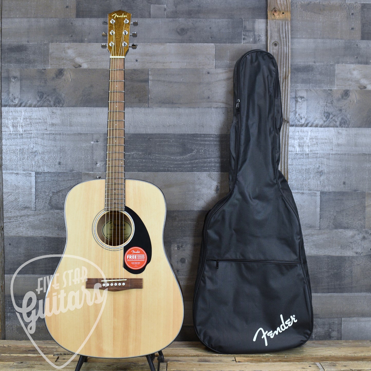 Fender CD-60S Dreadnought Acoustic Guitar Pack V2 - Natural