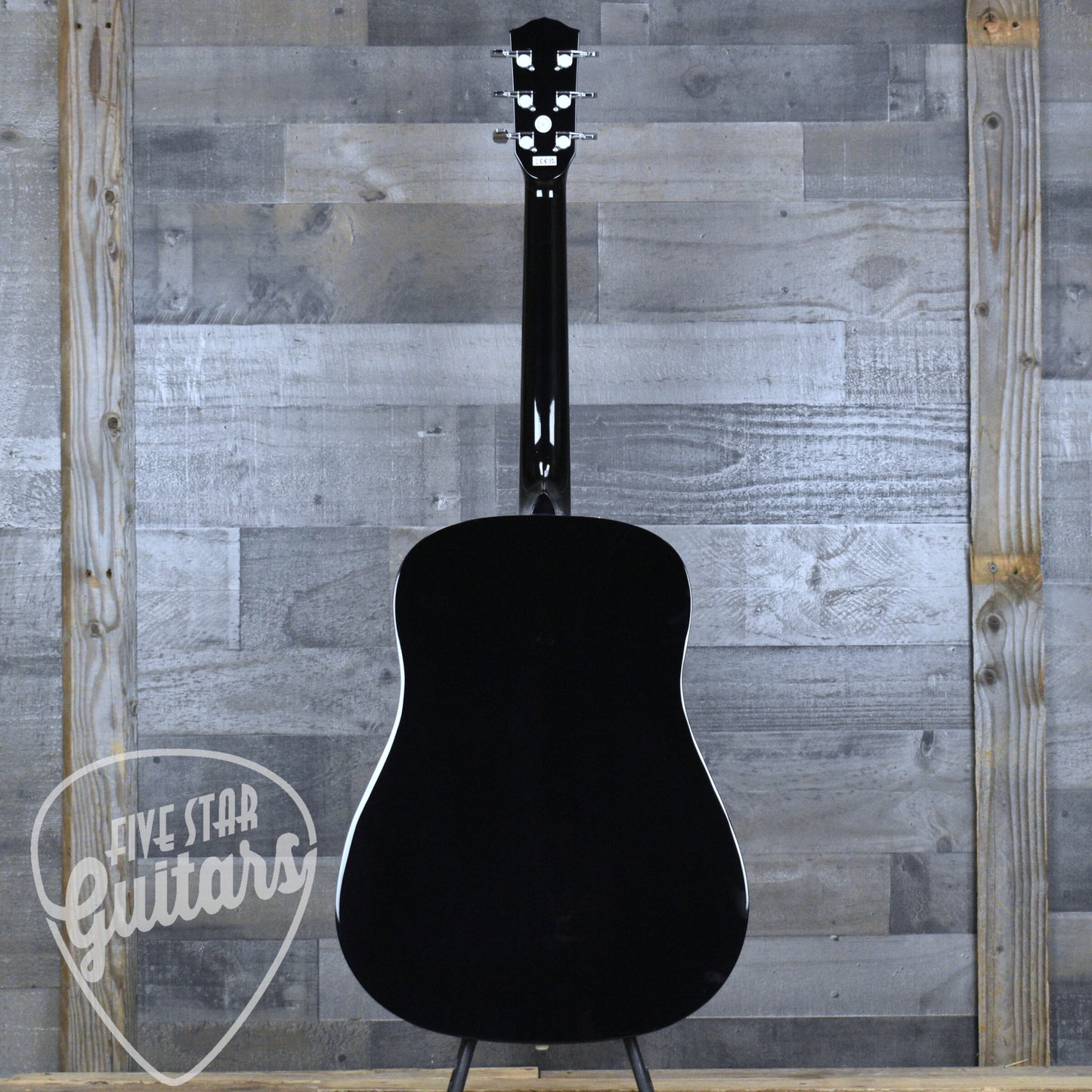Fender CD-60 Dreadnought V3 - Black Gloss with Hard Shell Case