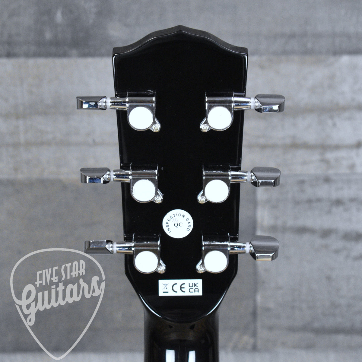 Fender CD-60 Dreadnought V3 - Black Gloss with Hard Shell Case