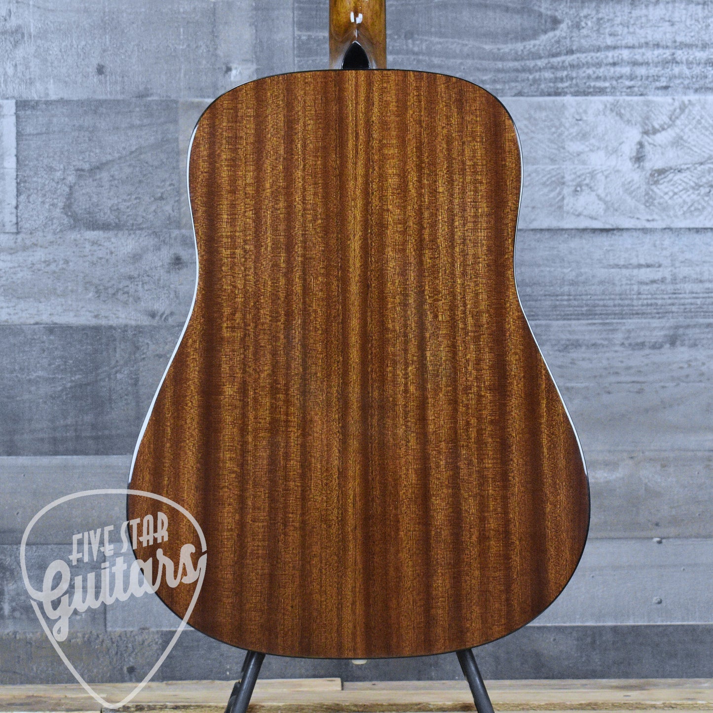 Fender CD-60 Dreadnought V3 - Natural Gloss with Hard Shell Case