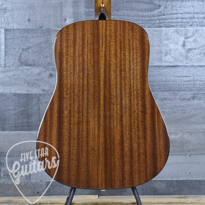 Fender CD-60 Dreadnought V3 - Natural Gloss with Hard Shell Case