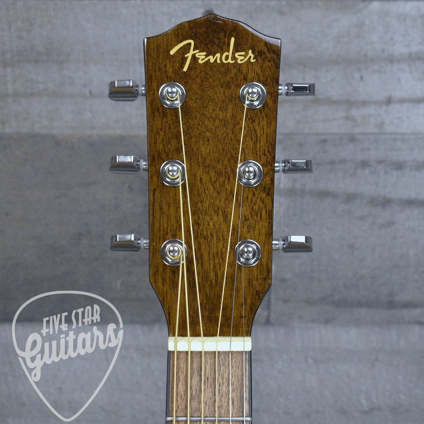 Fender CD-60 Dreadnought V3 - Sunburst with Hard Shell Case