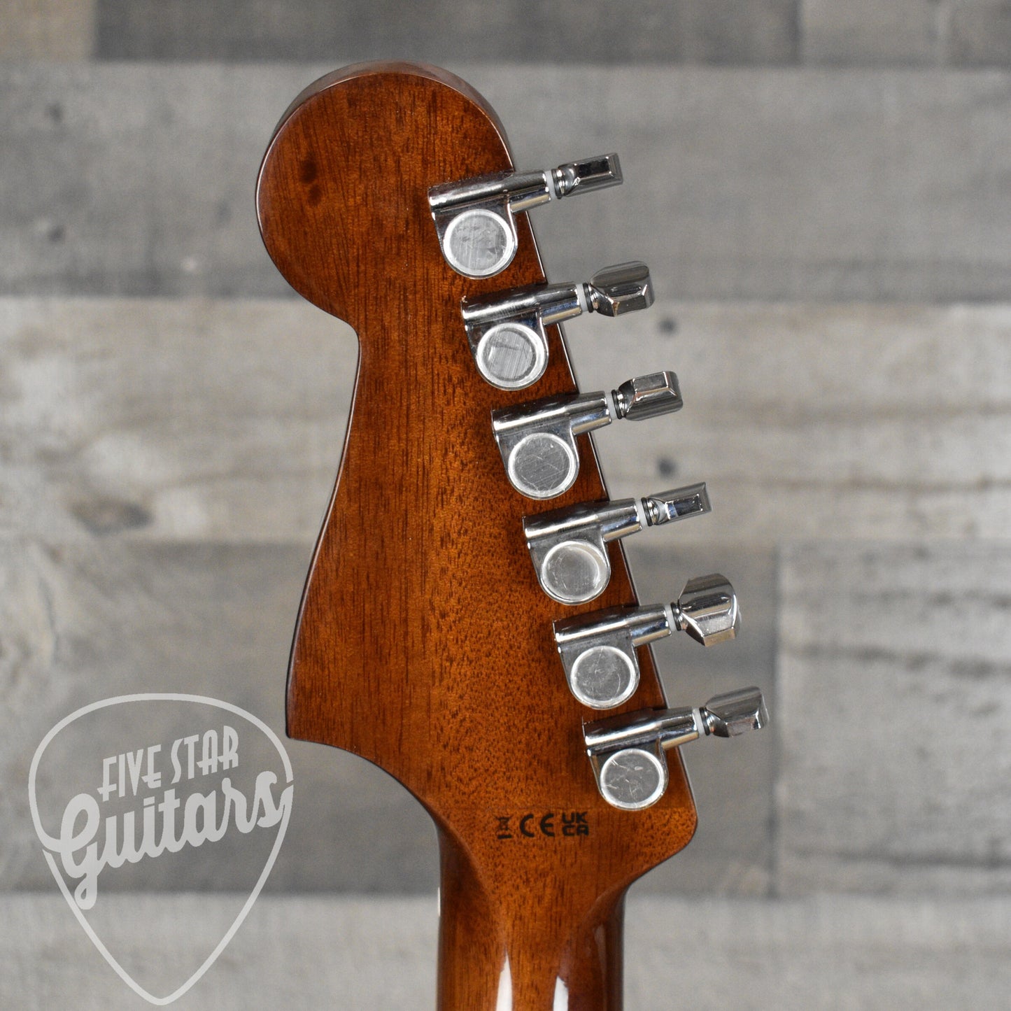 Fender California Standard Redondo CE Spruce Top Ivory Pickguard - Fiesta Red