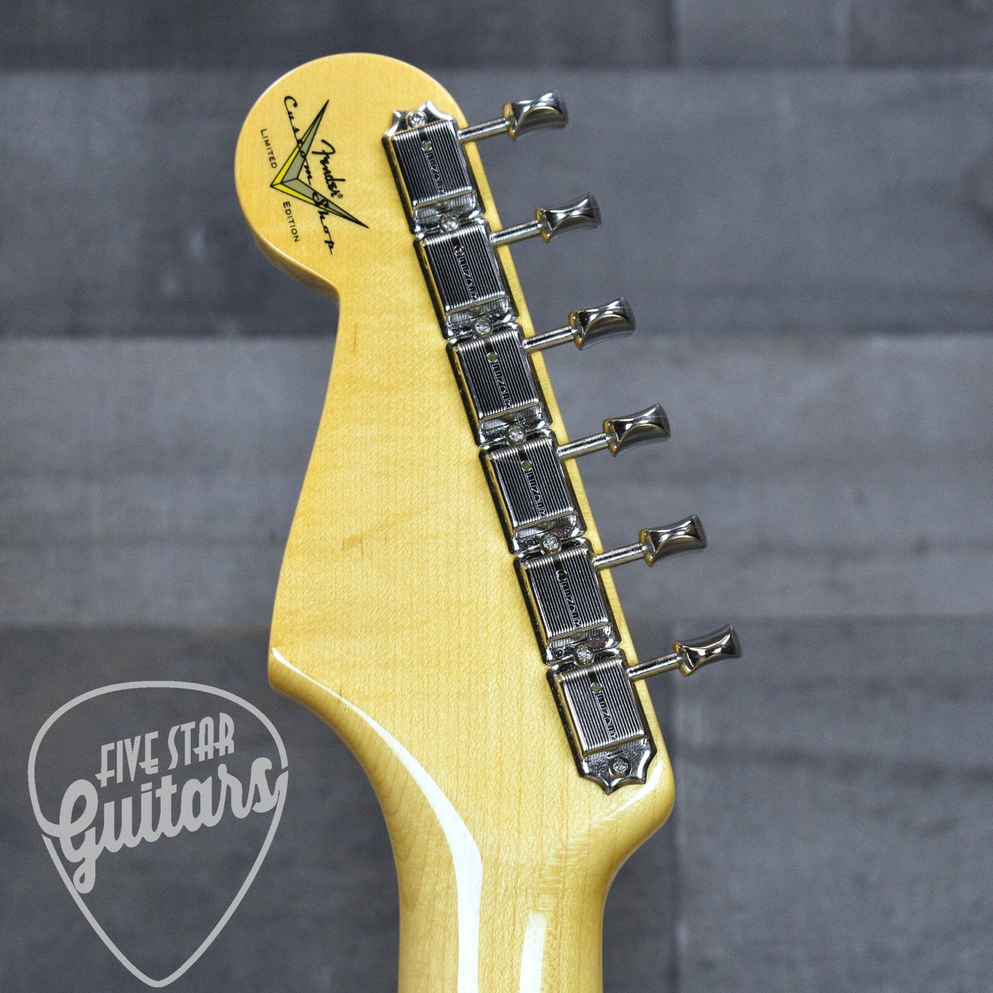 Fender Custom Shop LTD 70th Anniversary '54 Stratocaster NOS - Dakota Red with Hard Shell Case