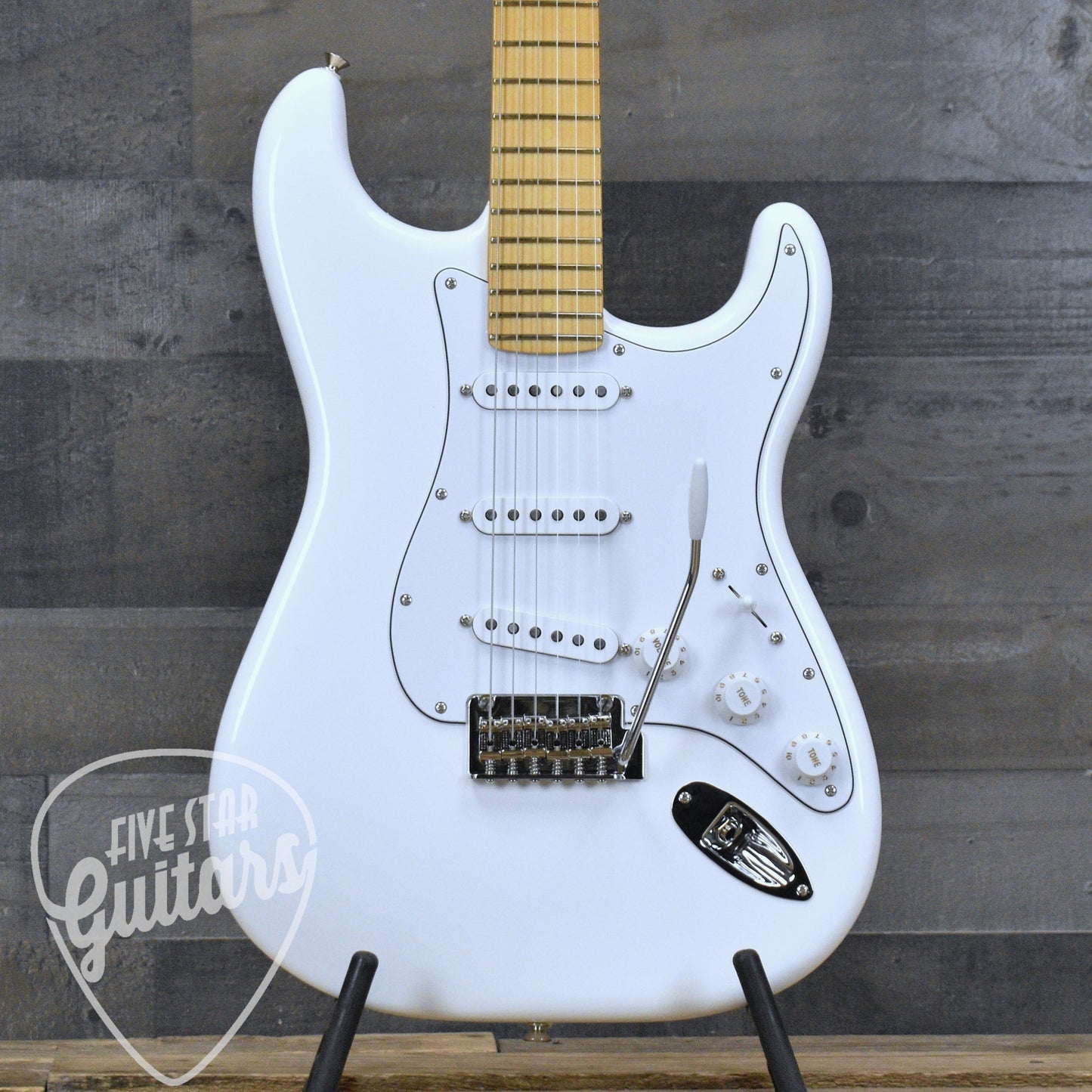Fender Dealer Exclusive Player II Stratocaster - Polar White