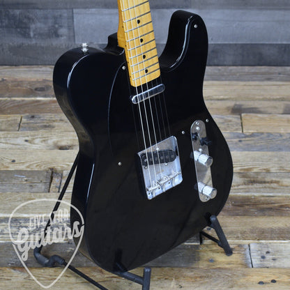 Fender Dealer Exclusive Vintera  Road Worn  '60s Double Esquire -  Black with Deluxe Gig Bag