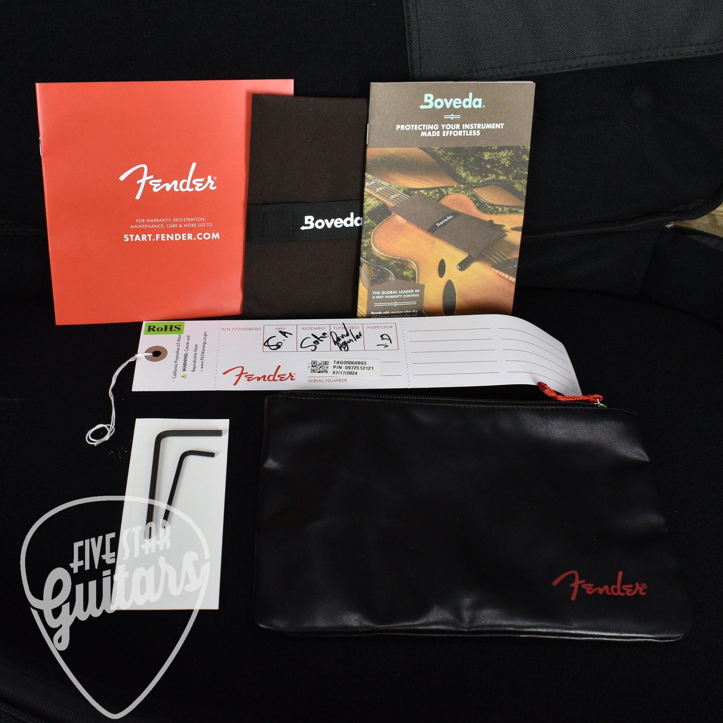 Fender Highway Dreadnought Rosewood Fingerboard - Natural with Gig Bag