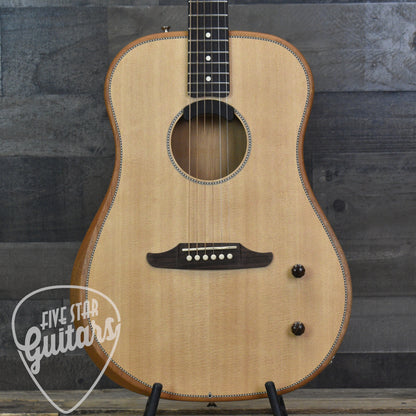 Fender Highway Dreadnought Rosewood Fingerboard - Natural with Gig Bag