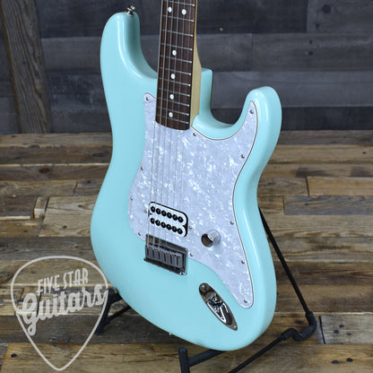 Fender LTD Tom DeLonge Stratocaster - Surf Green with Deluxe Gig Bag