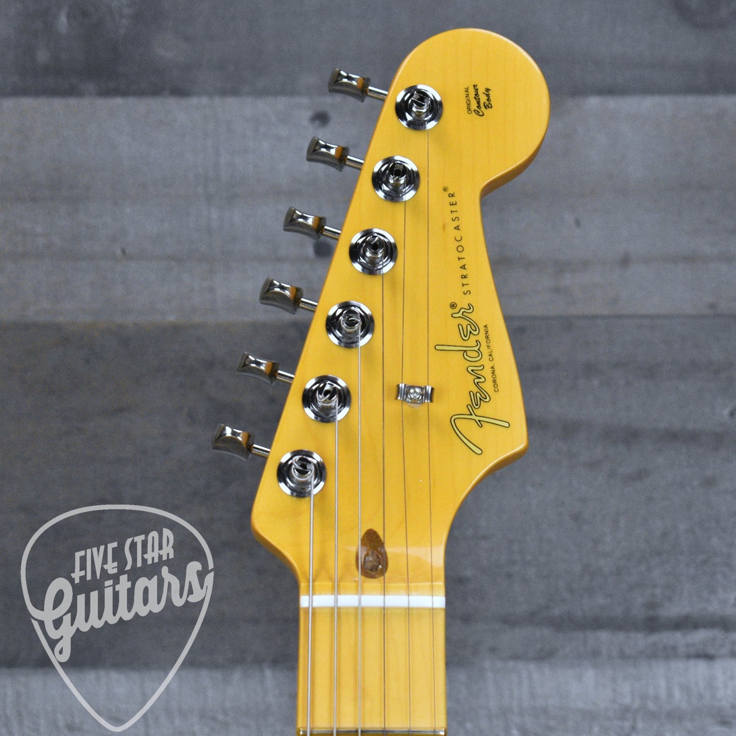 Fender Limited Edition American Professional Classic Stratocaster - Olympic White With Deluxe Gig Bag
