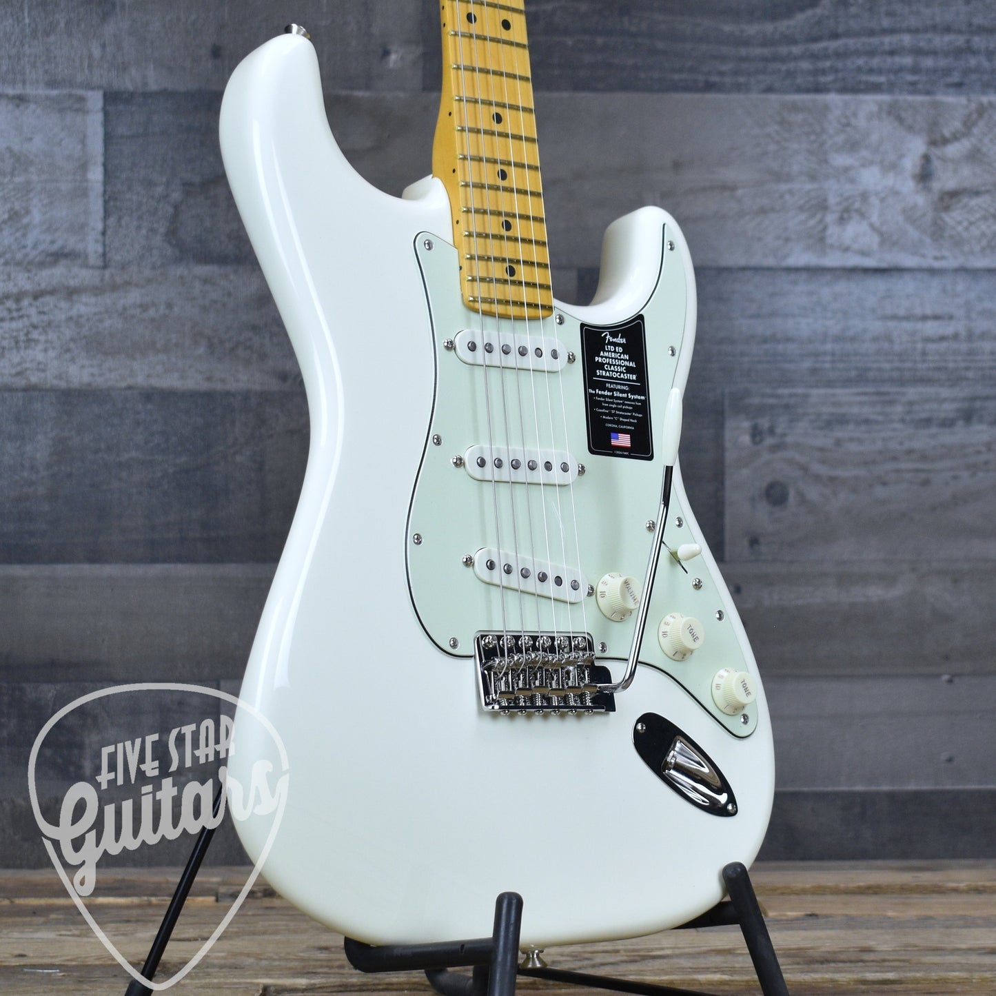 Fender Limited Edition American Professional Classic Stratocaster - Olympic White With Deluxe Gig Bag