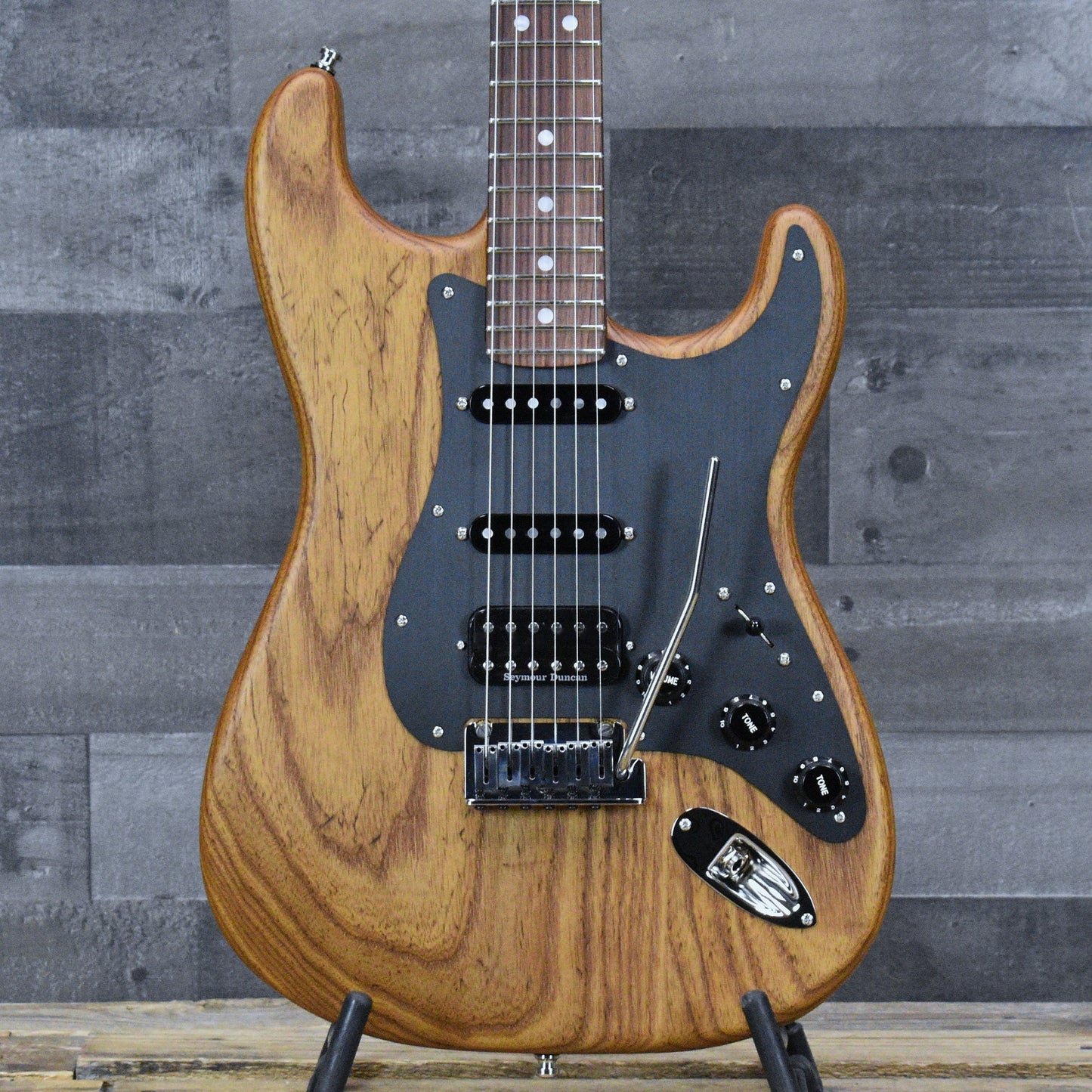 Fender Limited Edition American Ultra II Stratocaster HSS - Natural with Hardshell Case