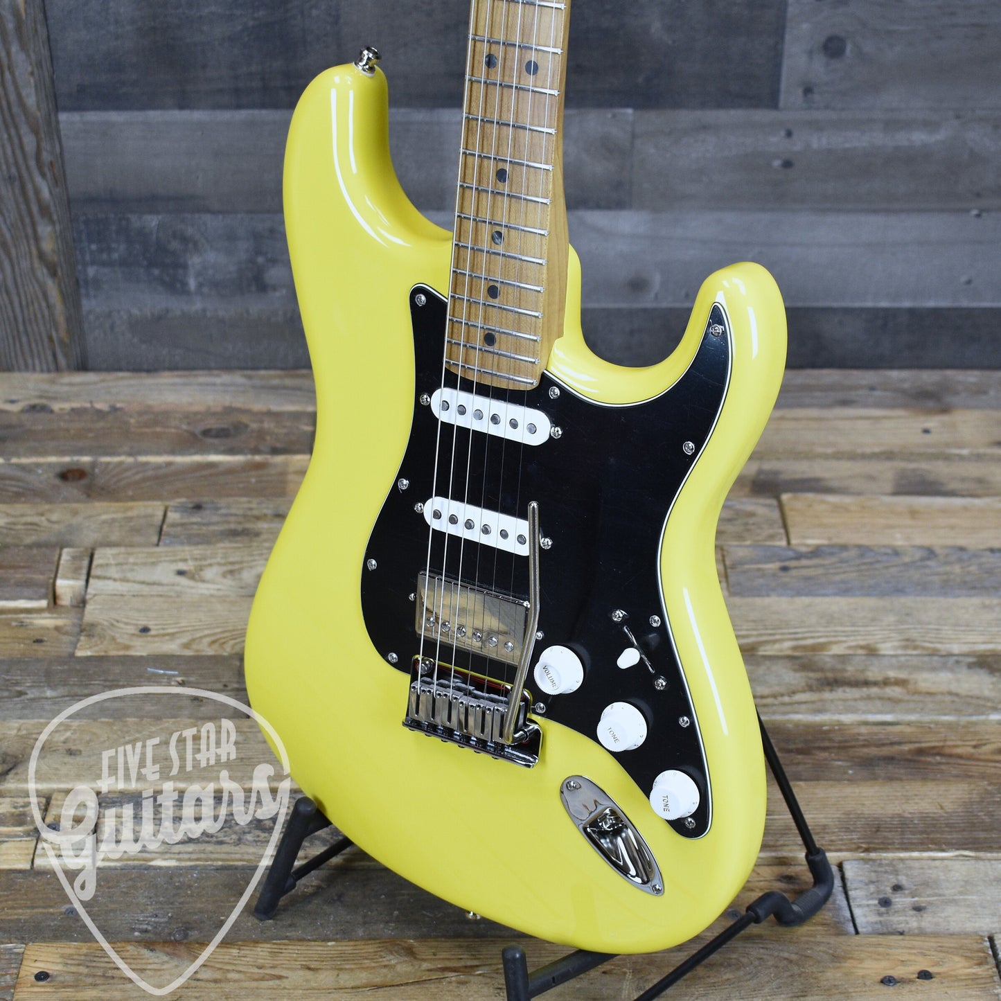 Fender Limited Edition American Ultra II Stratocaster HSS - Graffiti Yellow with Hardshell Case
