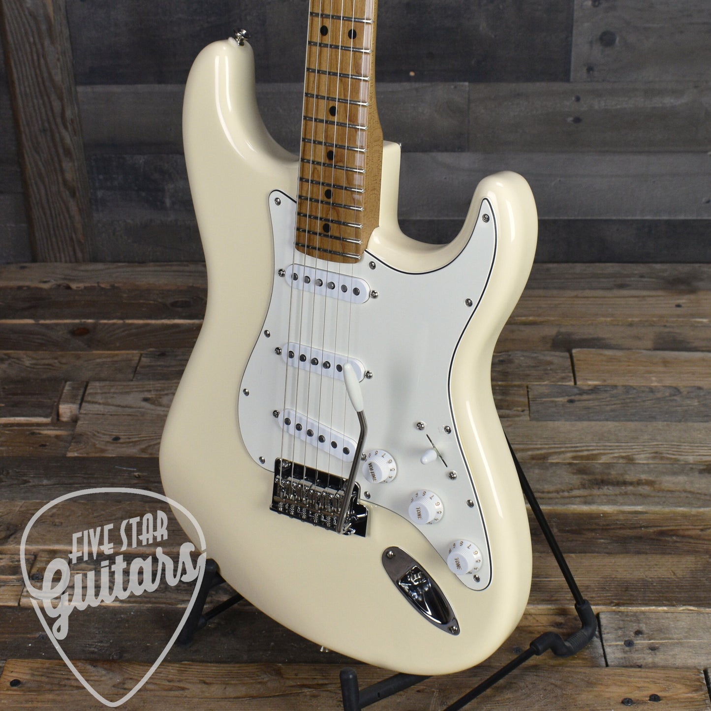 Fender Limited Edition Player II Stratocaster Roasted Maple Fingerboard - Olympic White