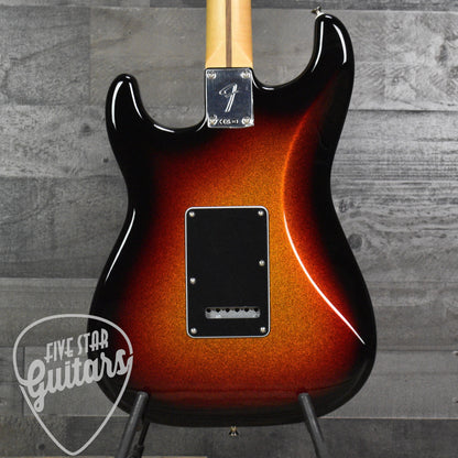 Fender Limited Edition Player II Stratocaster Rosewood Fingerboard - Sparkle 3-Color Sunburst