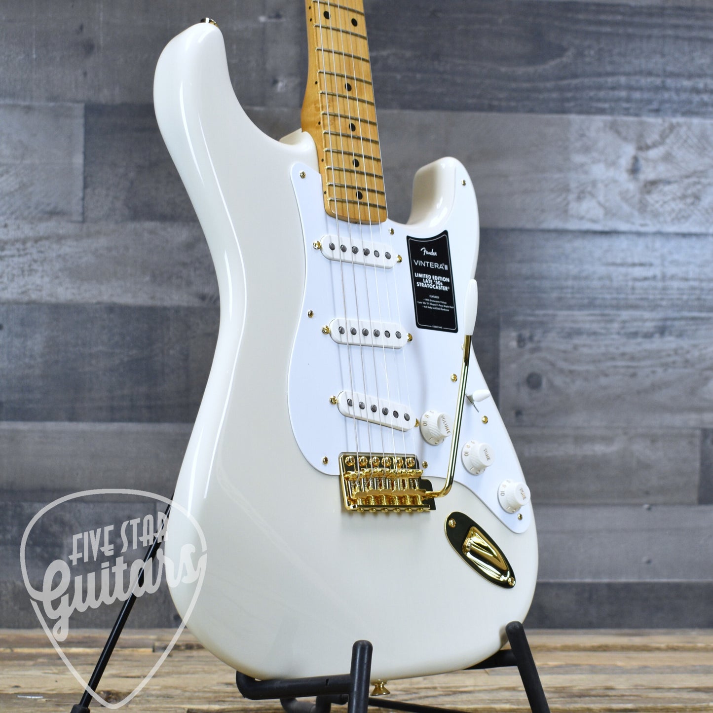 Fender Limited Edition Vintera III Late 50s Stratocaster - Maple Fingerboard- White Blonde with Bag