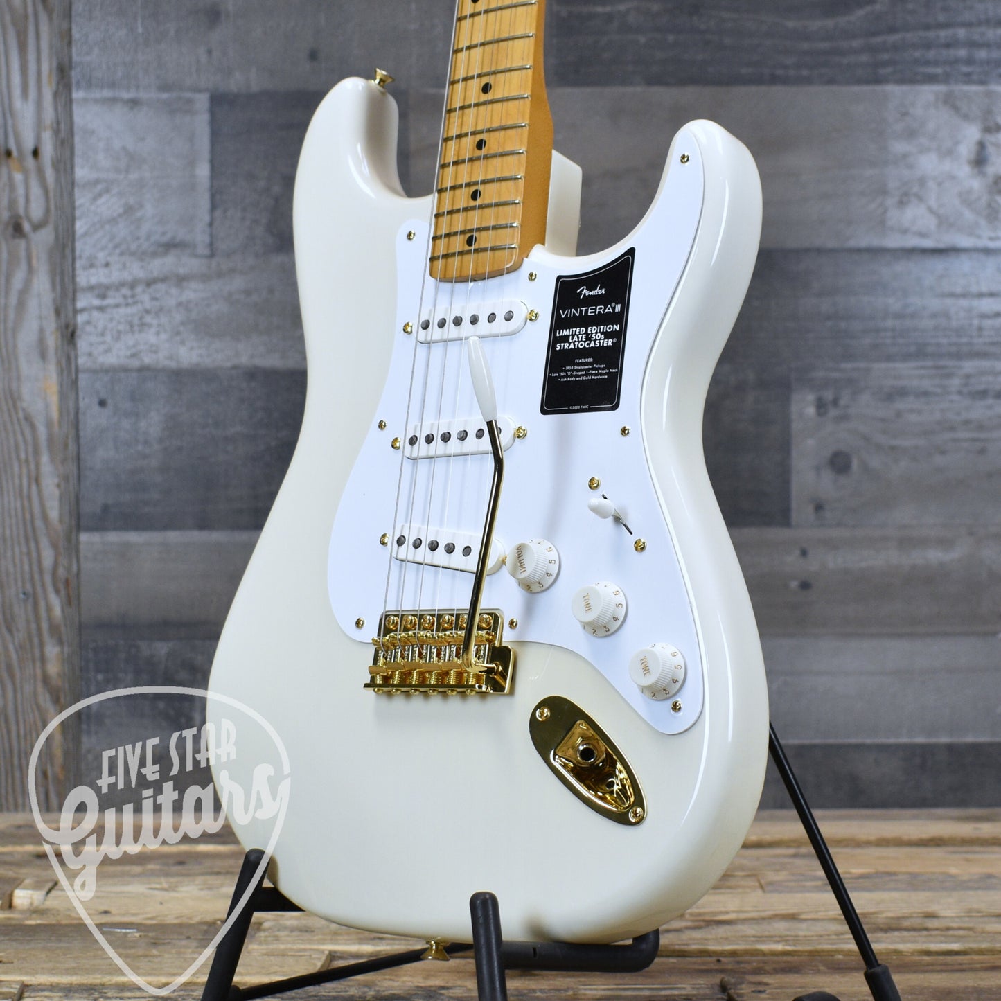 Fender Limited Edition Vintera III Late 50s Stratocaster - Maple Fingerboard- White Blonde with Bag