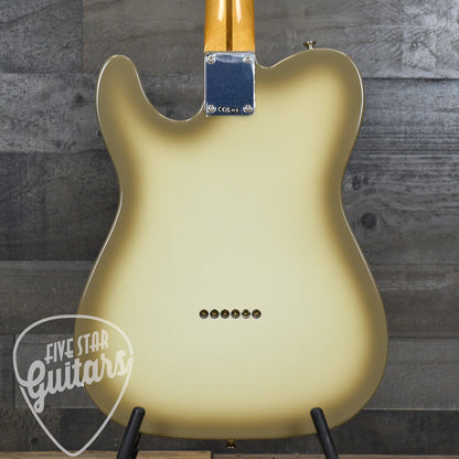 Fender Limited Edition Vintera II '60s Telecaster Maple Fingerboard - Antigua with Gigbag