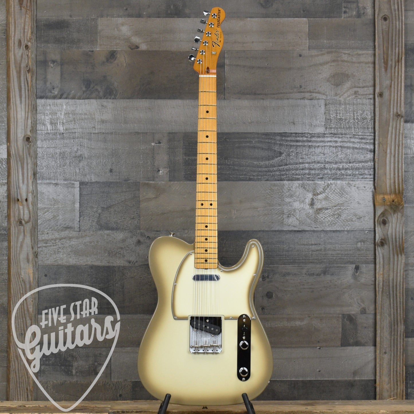 Fender Limited Edition Vintera II '60s Telecaster Maple Fingerboard - Antigua with Gigbag