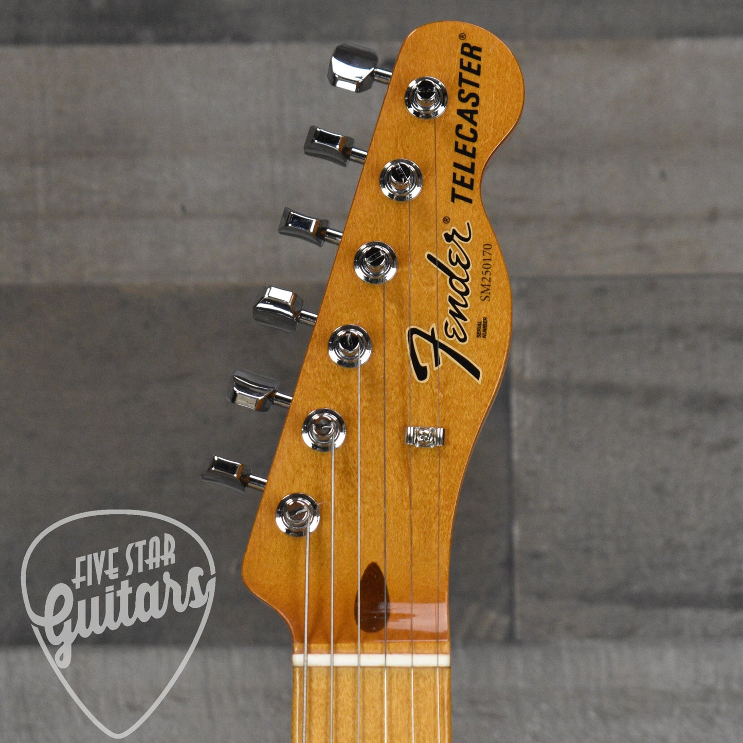 Fender Limited Edition Vintera II '60s Telecaster Maple Fingerboard - Antigua with Gigbag