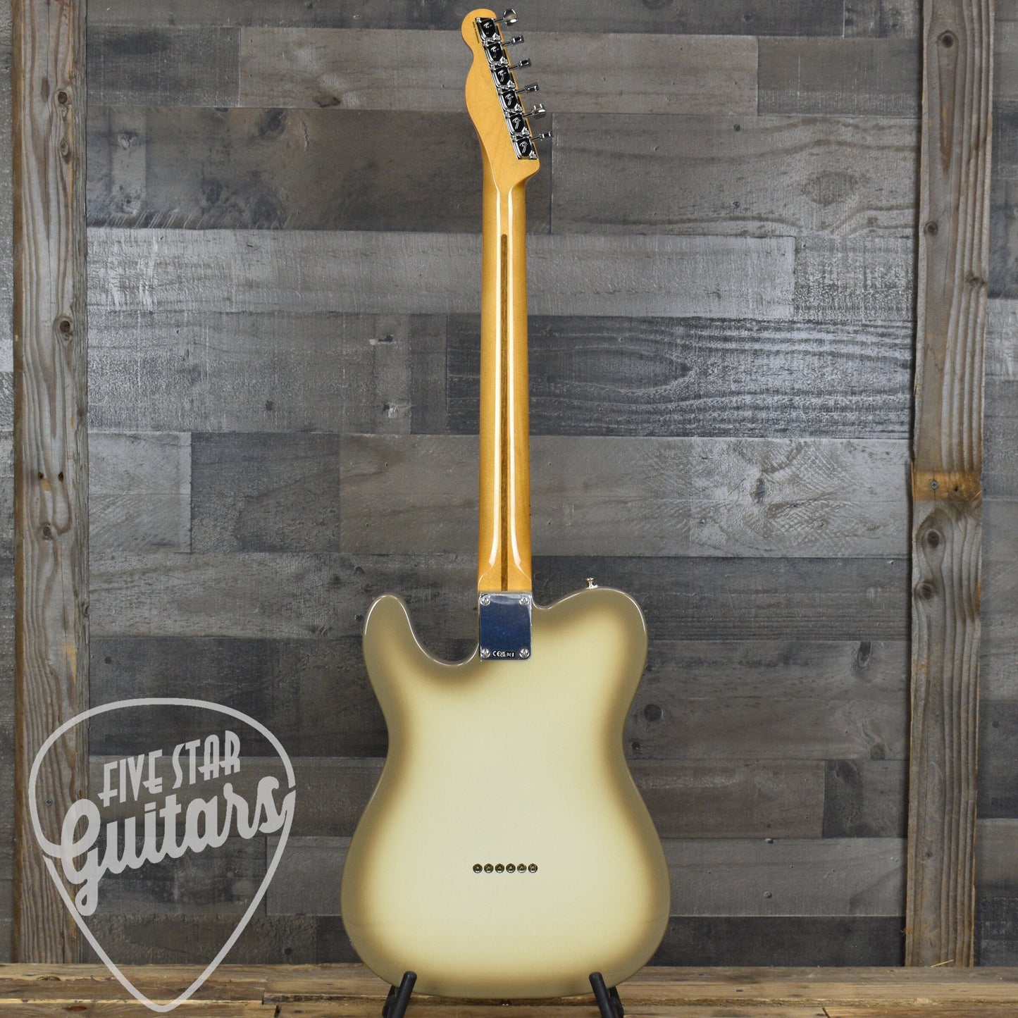 Fender Limited Edition Vintera II '60s Telecaster Maple Fingerboard - Antigua with Gigbag