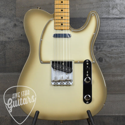 Fender Limited Edition Vintera II '60s Telecaster Maple Fingerboard - Antigua with Gigbag