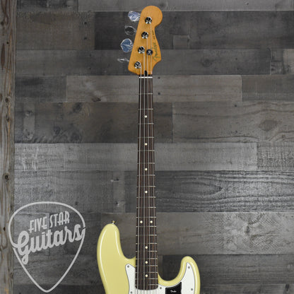 Fender Player II Jazz Bass - Hialeah Yellow