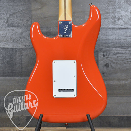Fender Player II Stratocaster HSS -  Coral Red