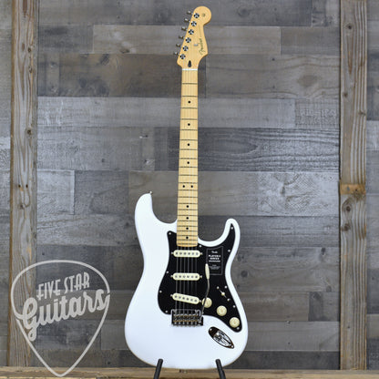 Fender Player II Stratocaster Maple Fingerboard - Polar White