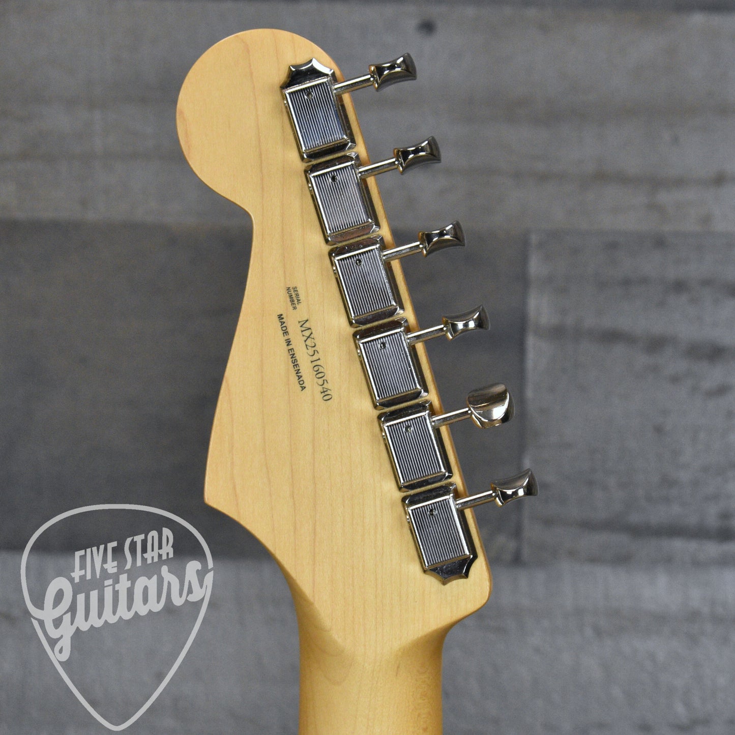 Fender Player II Stratocaster Maple Fingerboard - Transparent Mocha Burst
