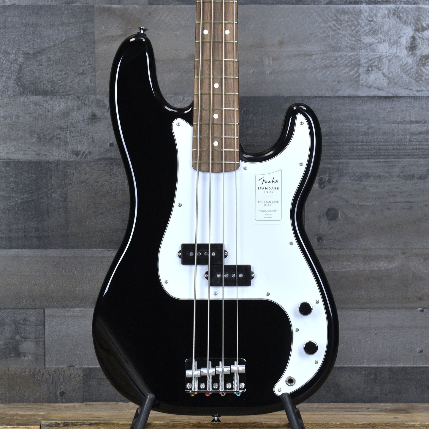 Fender Standard Precision Bass Laurel Fingerboard White Pickguard - Black