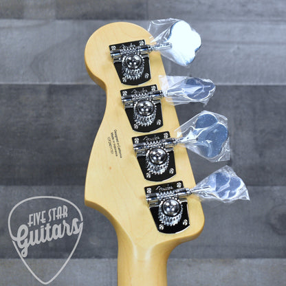 Fender Standard Precision Bass Laurel Fingerboard White Pickguard - Black