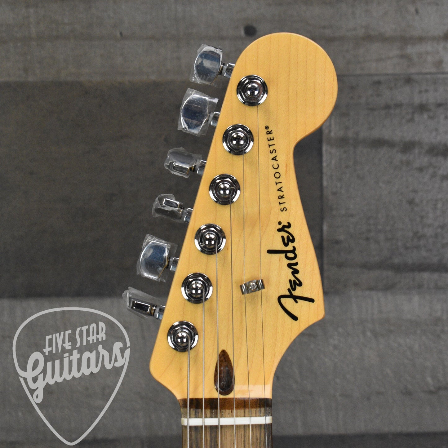 Fender Standard Stratocaster - Aqua Marine Metallic