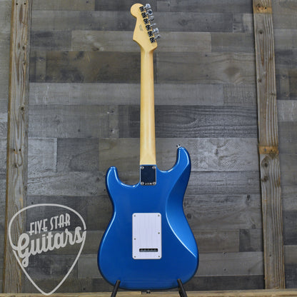 Fender Standard Stratocaster - Aqua Marine Metallic
