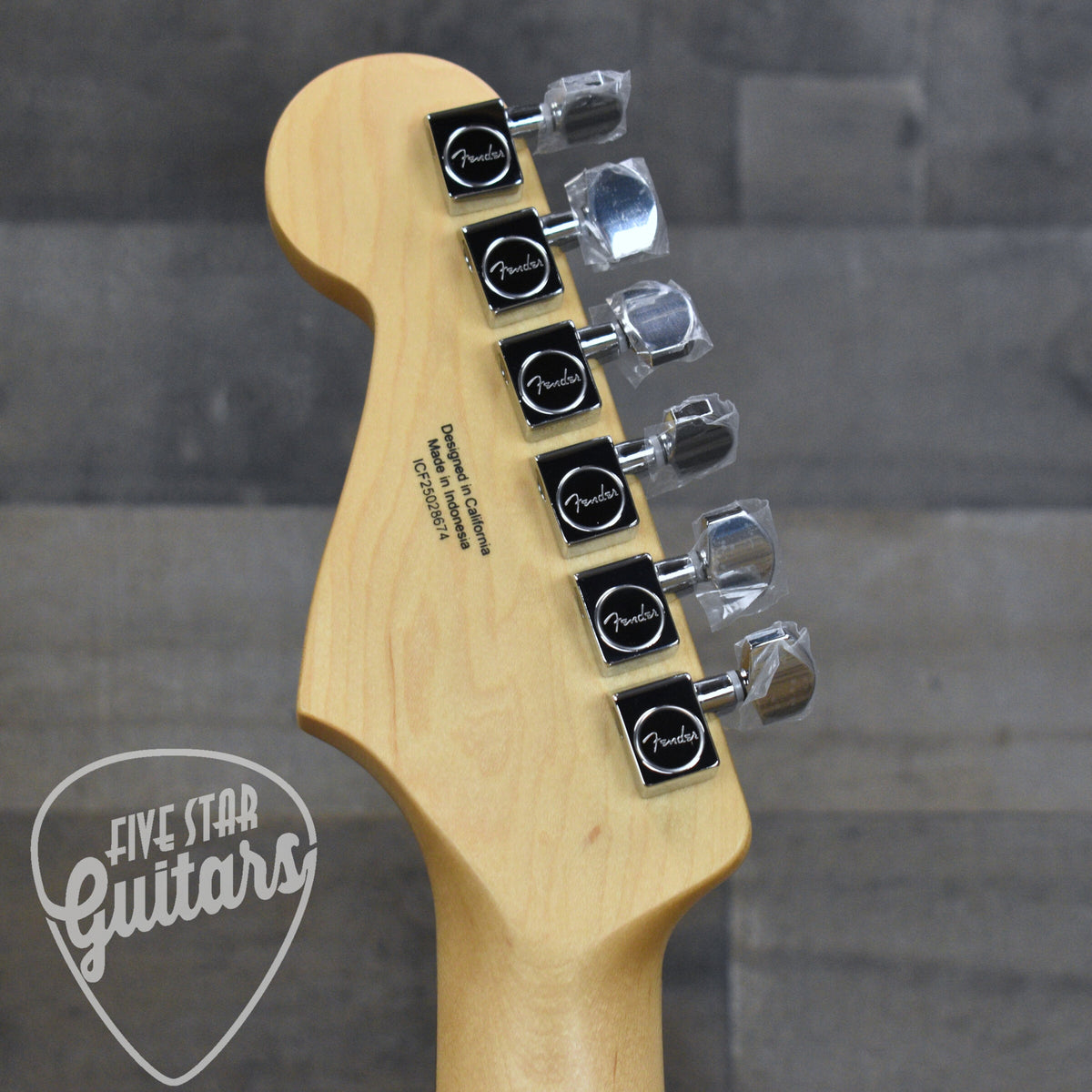 Fender Standard Stratocaster - Aqua Marine Metallic