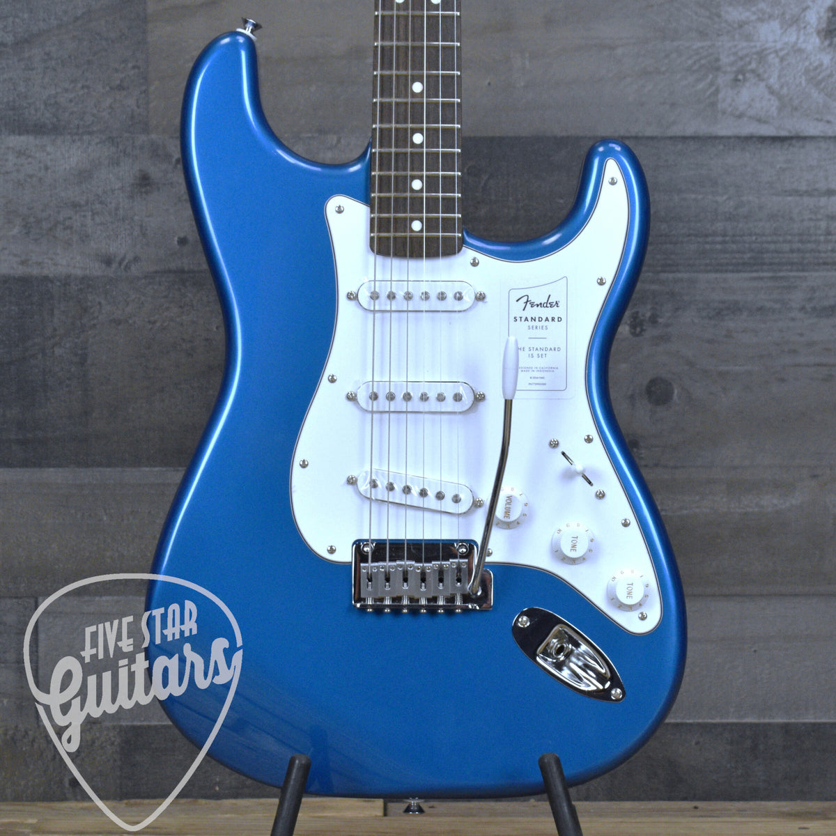 Fender Standard Stratocaster - Aqua Marine Metallic