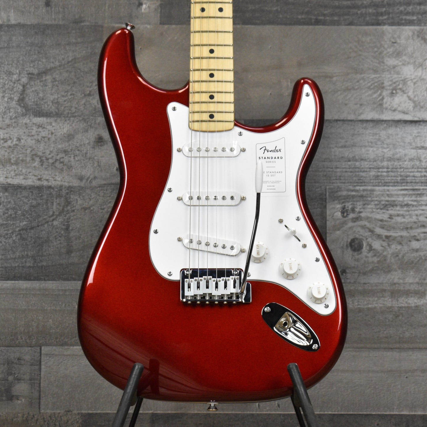 Fender Standard Stratocaster - Candy Cola