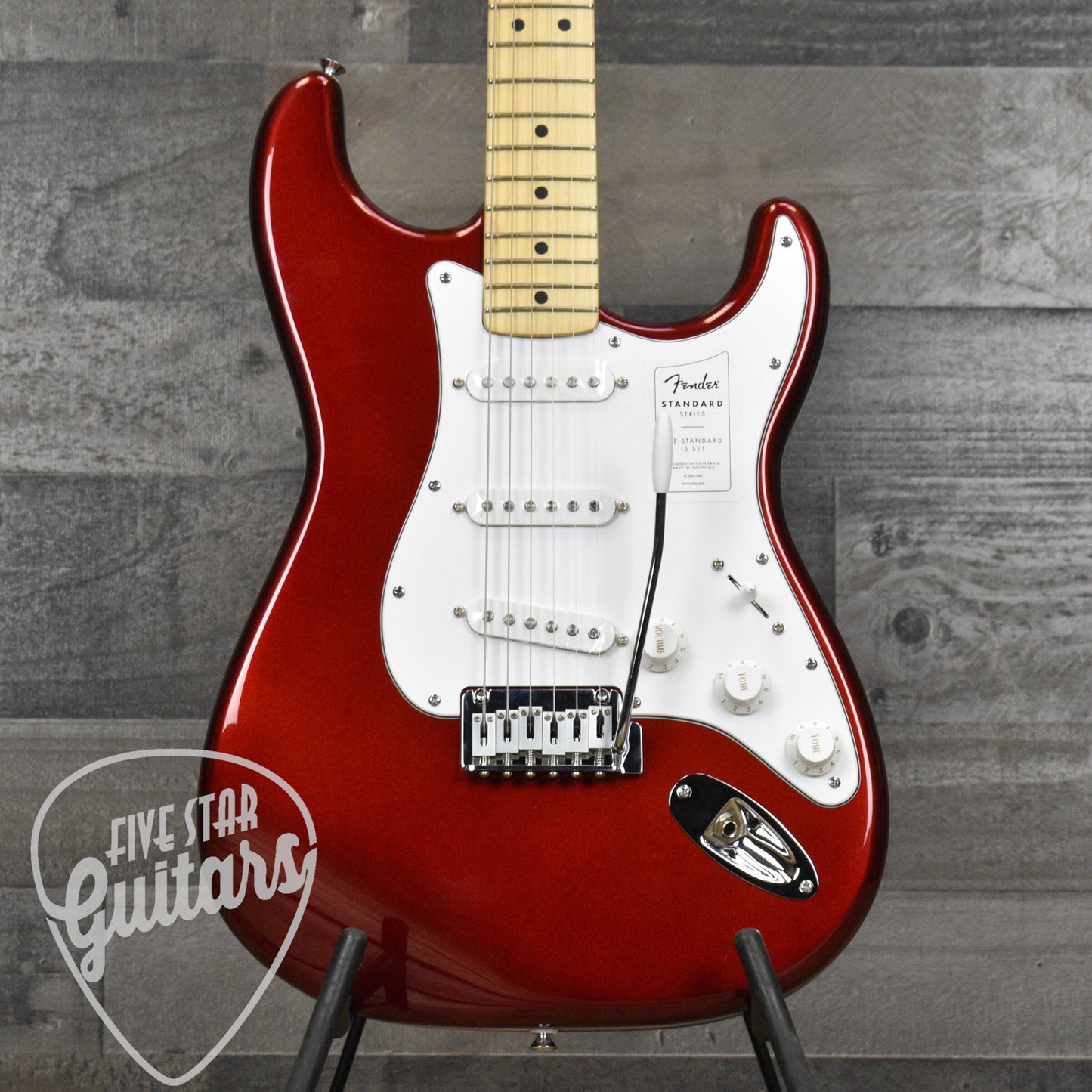 Fender Standard Stratocaster - Candy Cola