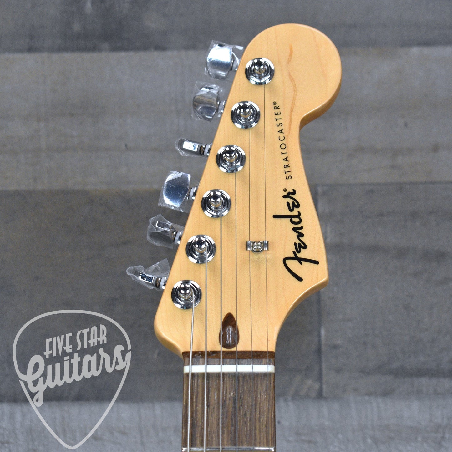 Fender Standard Stratocaster HSS Laurel Fingerboard - Black