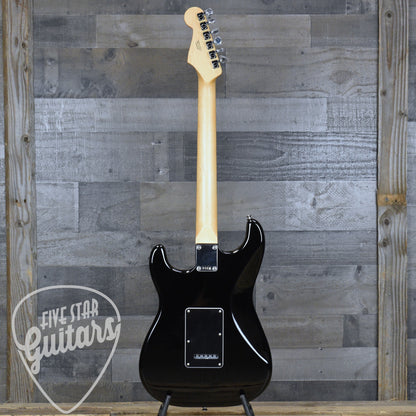 Fender Standard Stratocaster HSS Laurel Fingerboard - Black