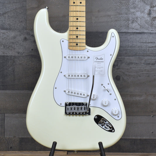 Fender Standard Stratocaster Maple Fingerboard - Olympic White