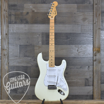 Fender Standard Stratocaster Maple Fingerboard - Olympic White
